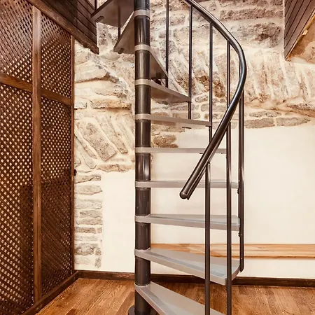 Toompea Castle Hideaway * تالين